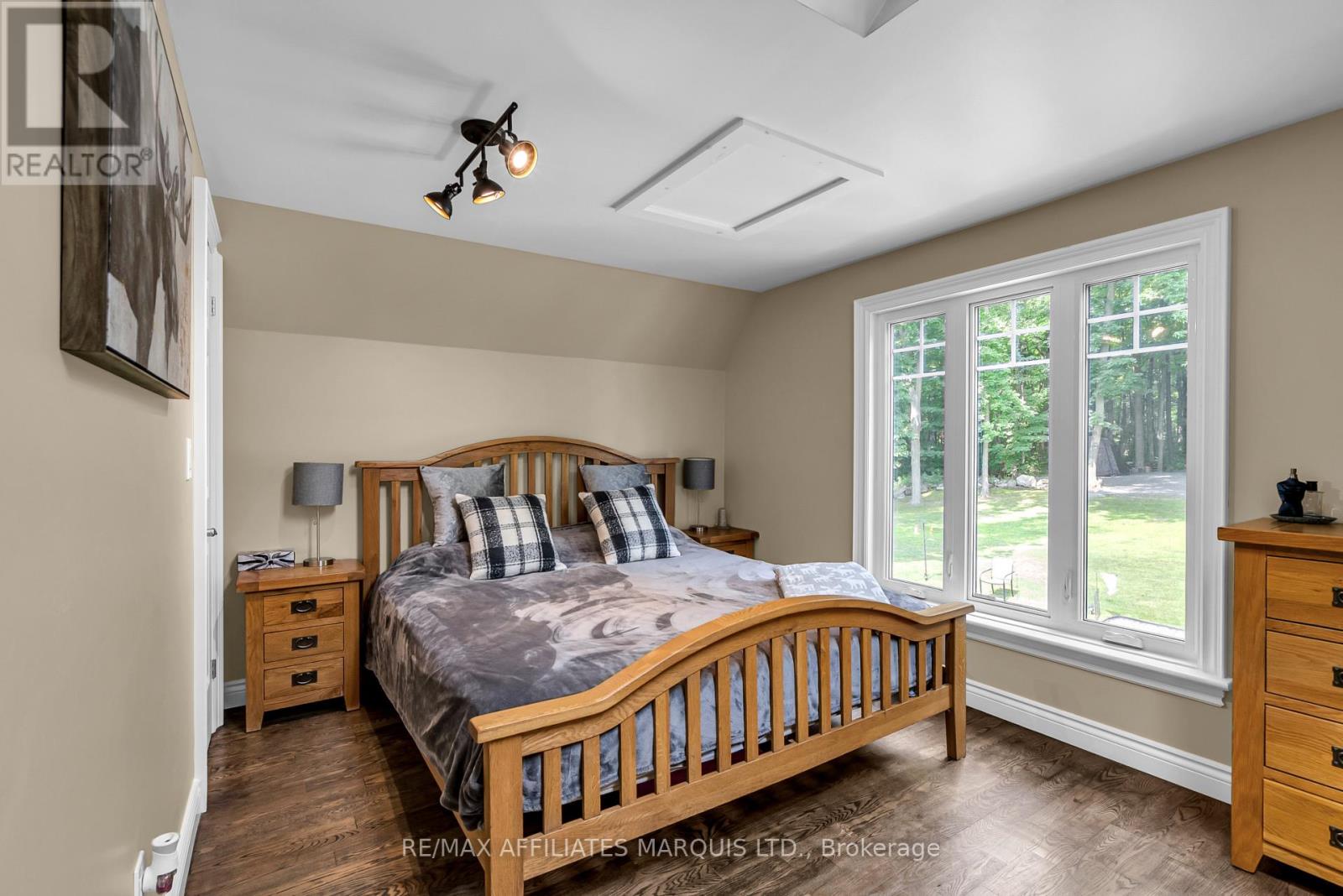 18833 Paragon Road, South Glengarry, Ontario  K6H 5R5 - Photo 32 - X12958834