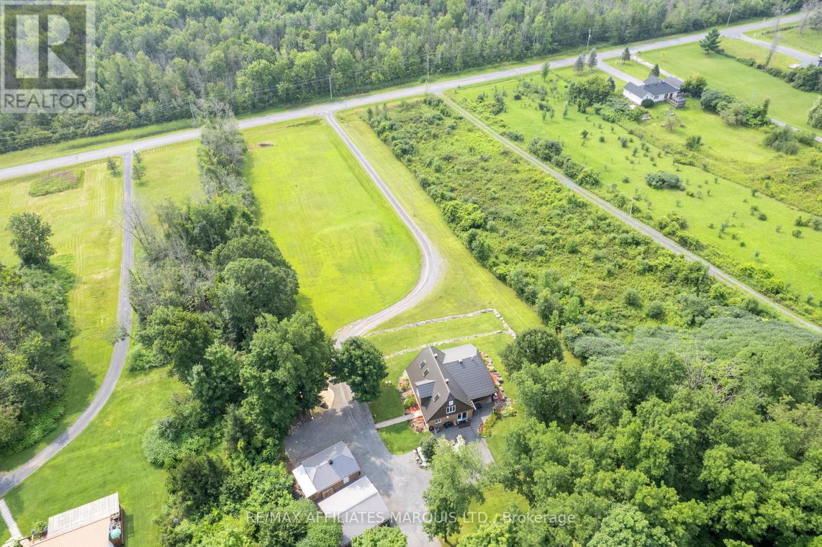 18833 Paragon Road, South Glengarry, Ontario  K6H 5R5 - Photo 49 - X12958834