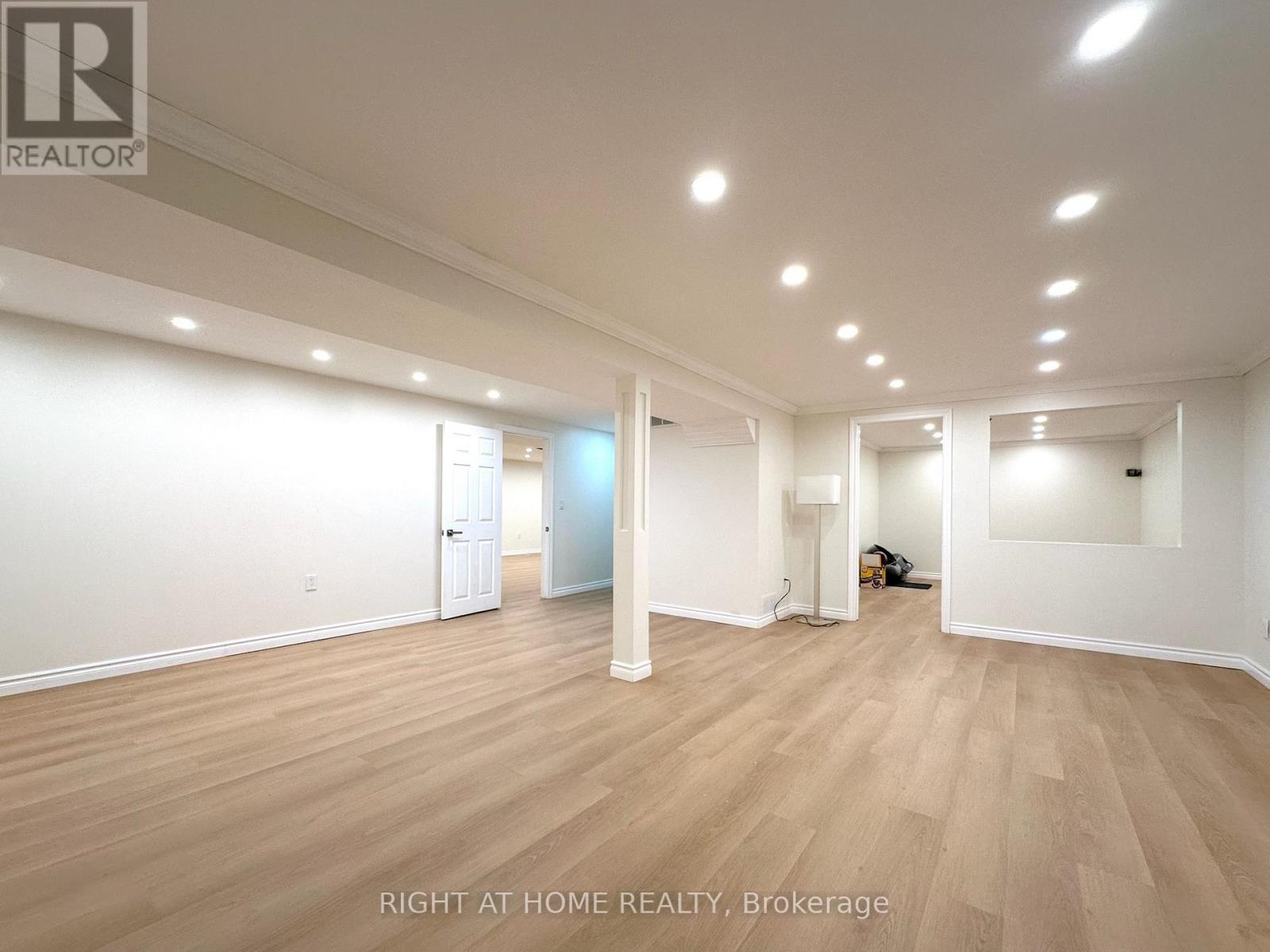 772 Wylan Court, Mississauga, Ontario  L5J 2T5 - Photo 31 - W12958828