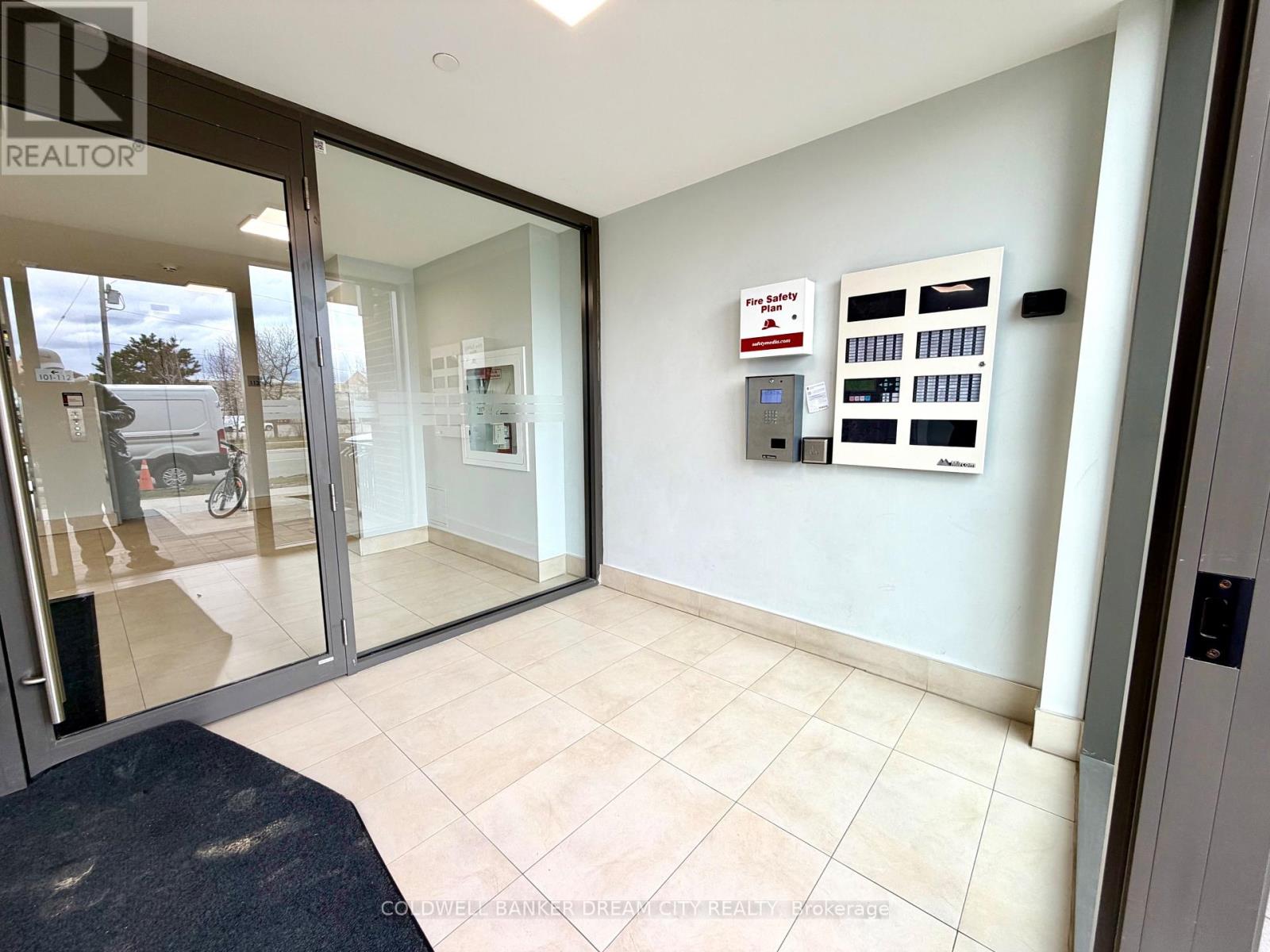 113 - 95 Attmar Drive, Brampton, Ontario  L6P 0Y6 - Photo 26 - W12958836