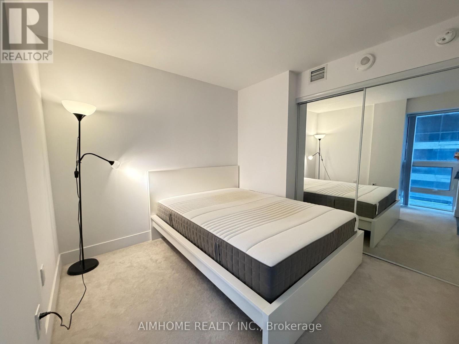 2014 - 955 Bay Street, Toronto, Ontario  M5S 0C6 - Photo 10 - C12835888