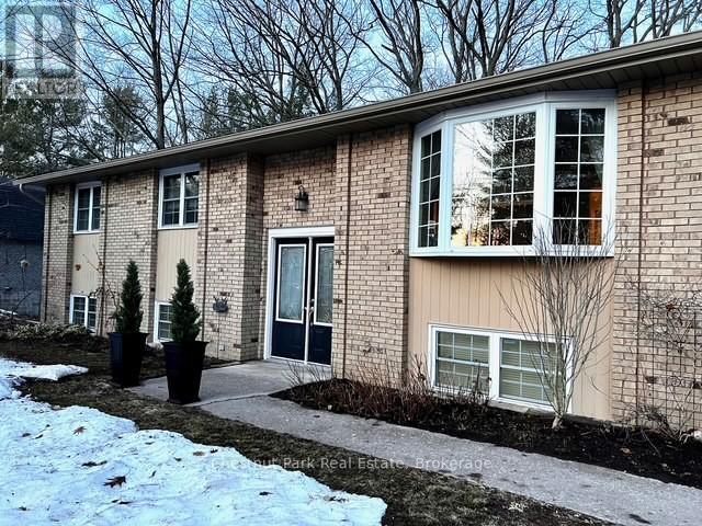 135 Christopher Avenue, Wasaga Beach, Ontario  L9Z 1S4 - Photo 38 - S12947514