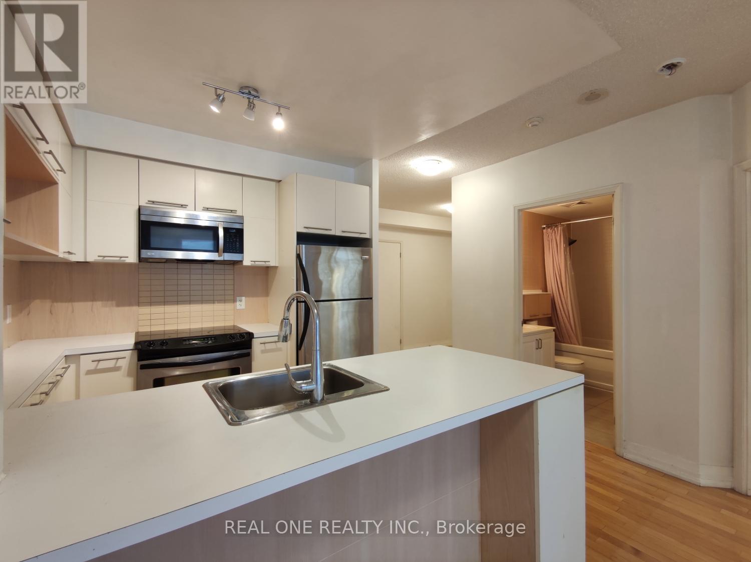 2606 - 25 Carlton Street, Toronto, Ontario  M5B 1L4 - Photo 10 - C12958858
