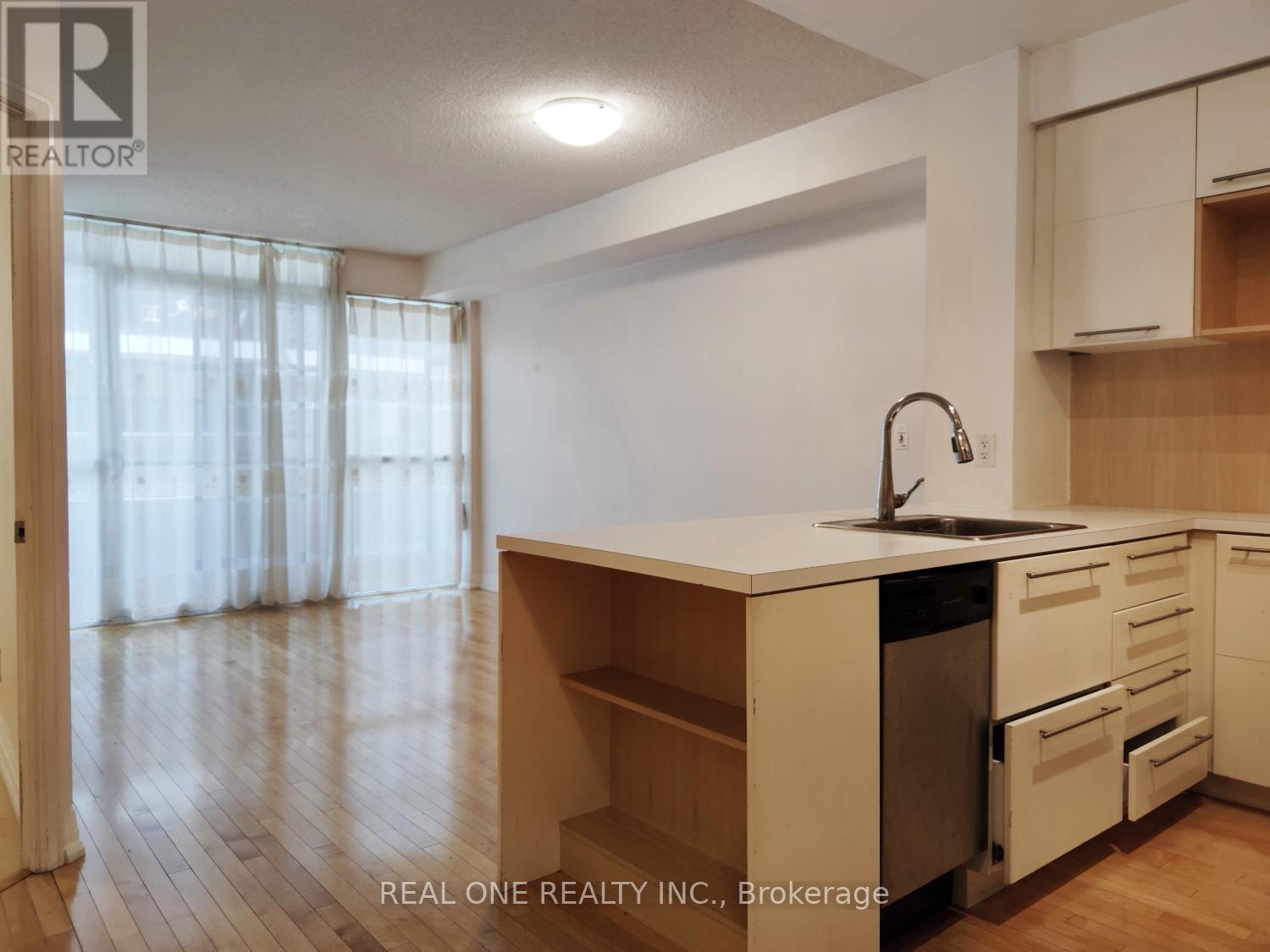 2606 - 25 Carlton Street, Toronto, Ontario  M5B 1L4 - Photo 13 - C12958858