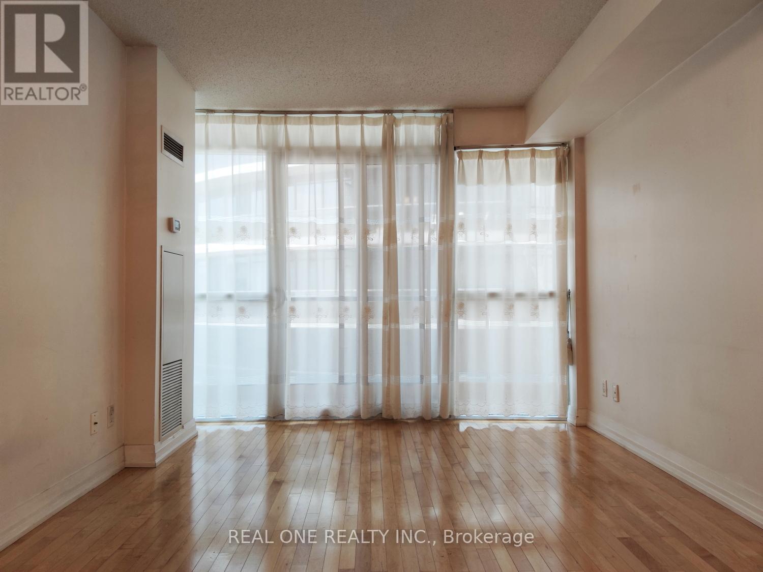 2606 - 25 Carlton Street, Toronto, Ontario  M5B 1L4 - Photo 18 - C12958858