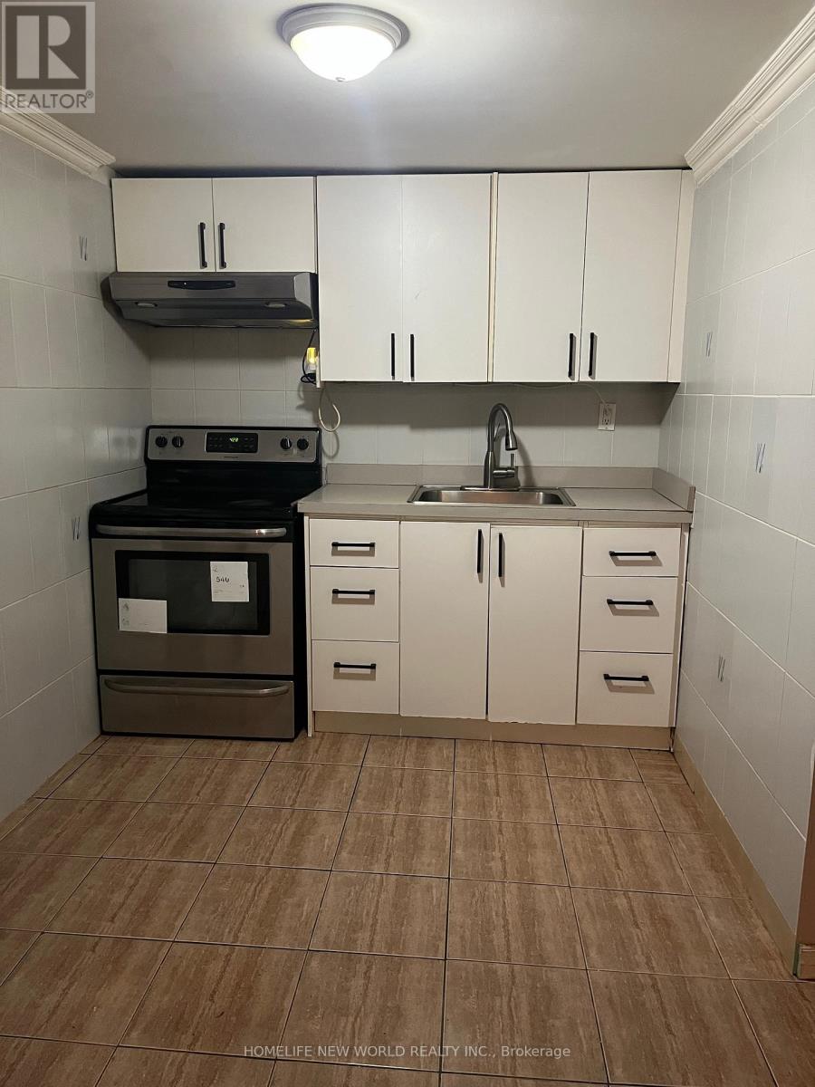 25 Tristan Crescent, Toronto, Ontario  M2H 1X2 - Photo 12 - C12958862