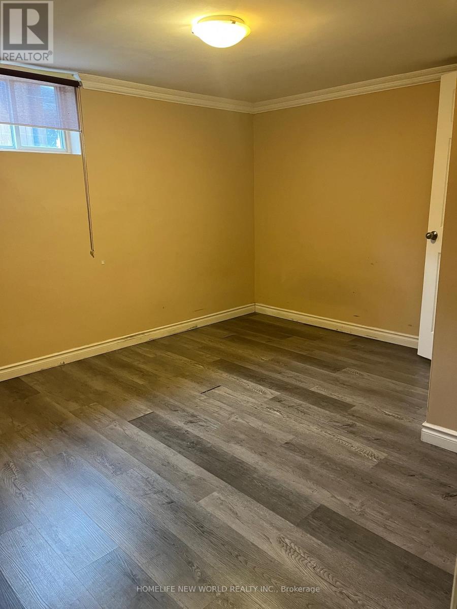 25 Tristan Crescent, Toronto, Ontario  M2H 1X2 - Photo 7 - C12958862