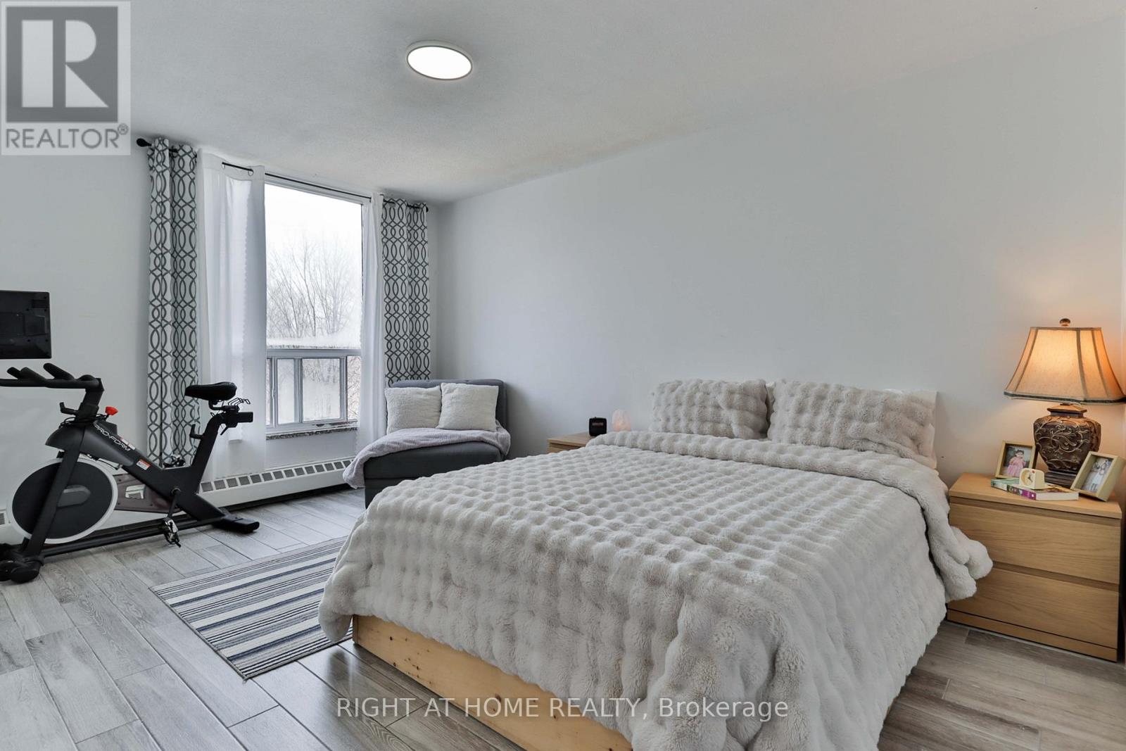 509 - 15 London Green Court, Toronto, Ontario  M3N 1K4 - Photo 34 - W12958854