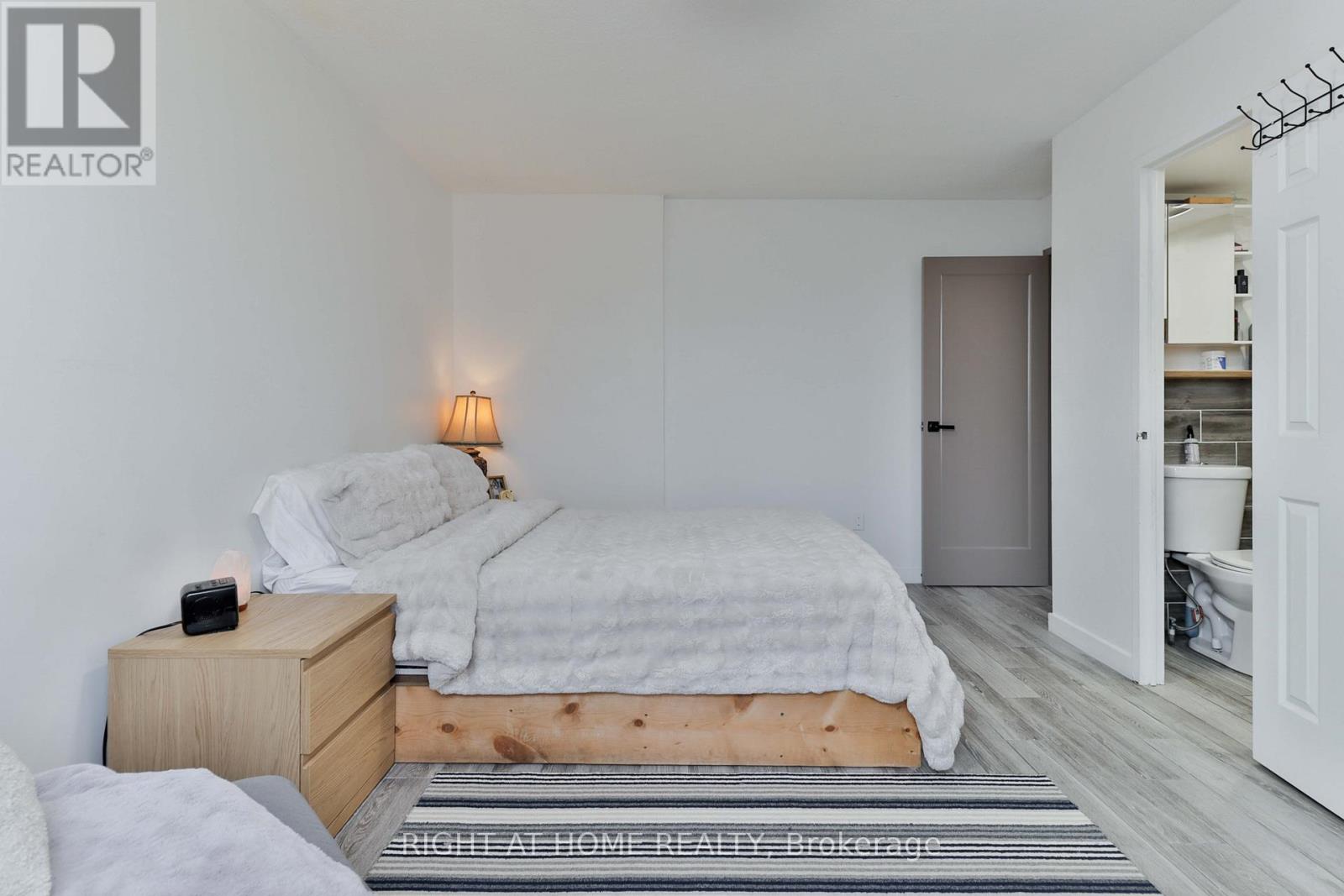 509 - 15 London Green Court, Toronto, Ontario  M3N 1K4 - Photo 36 - W12958854