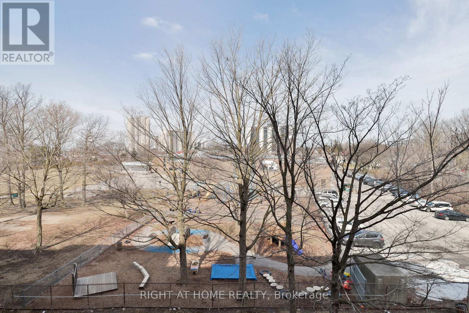 509 - 15 London Green Court, Toronto, Ontario  M3N 1K4 - Photo 4 - W12958854