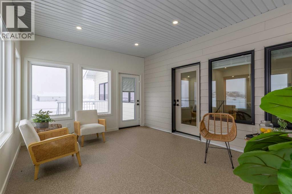 112 E 300 S, Raymond, Alberta  T0K 2S0 - Photo 21 - A2272560