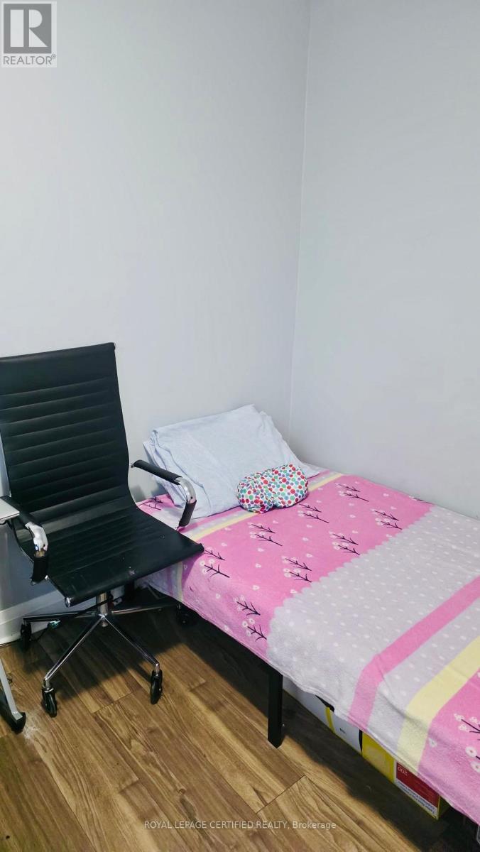 112 - 2095 Roche Court, Mississauga, Ontario  L5K 2C8 - Photo 19 - W12957958