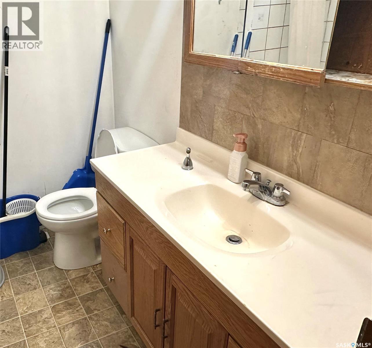 1091 109th Street, North Battleford, Saskatchewan  S9A 2E3 - Photo 13 - SK032042