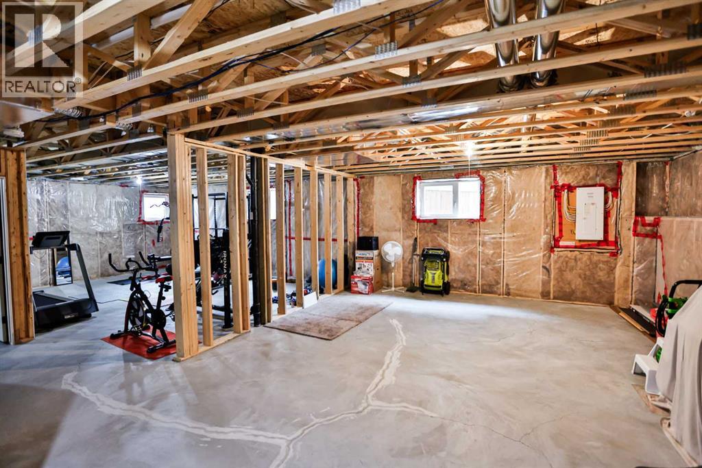 636 Aquitania Boulevard W, Lethbridge, Alberta  T1J 5G5 - Photo 25 - A2295999