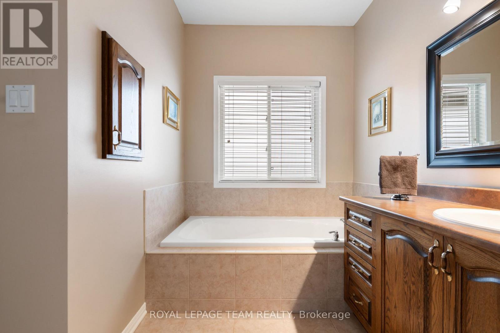 2180 Valin Street, Ottawa, Ontario  K4A 5A9 - Photo 25 - X12958872