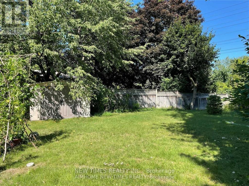 Upper - 7 Leavey Court, Toronto, Ontario  M2H 1E5 - Photo 7 - C12958880