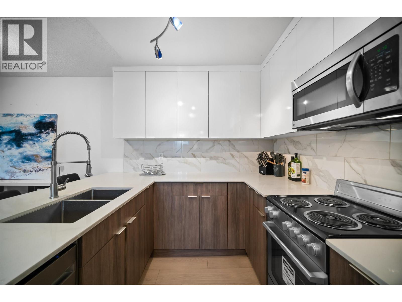 203 1122 King Albert Avenue, Coquitlam, British Columbia  V3J 1X7 - Photo 6 - R3106988