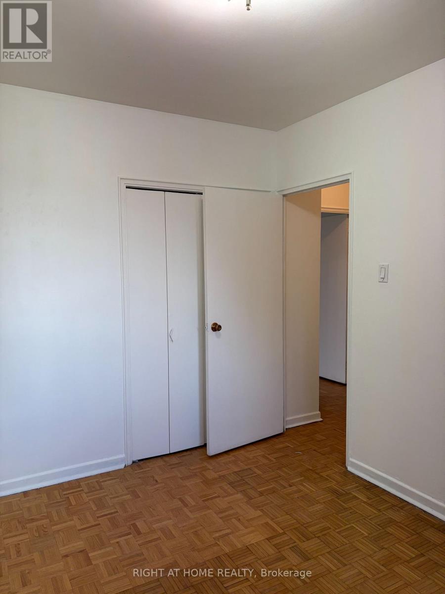 1b - 336 The West Mall, Toronto, Ontario  M9C 1E4 - Photo 10 - W12958876