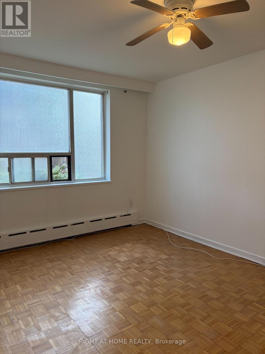 1b - 336 The West Mall, Toronto, Ontario  M9C 1E4 - Photo 11 - W12958876