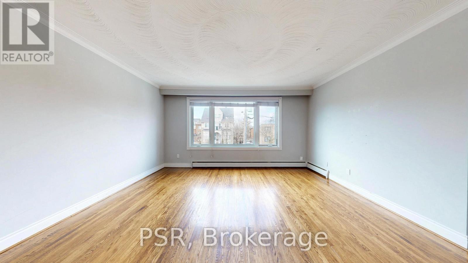 Upper - 37 Morgan Avenue, Toronto, Ontario  M8Y 2Z9 - Photo 3 - W12958882