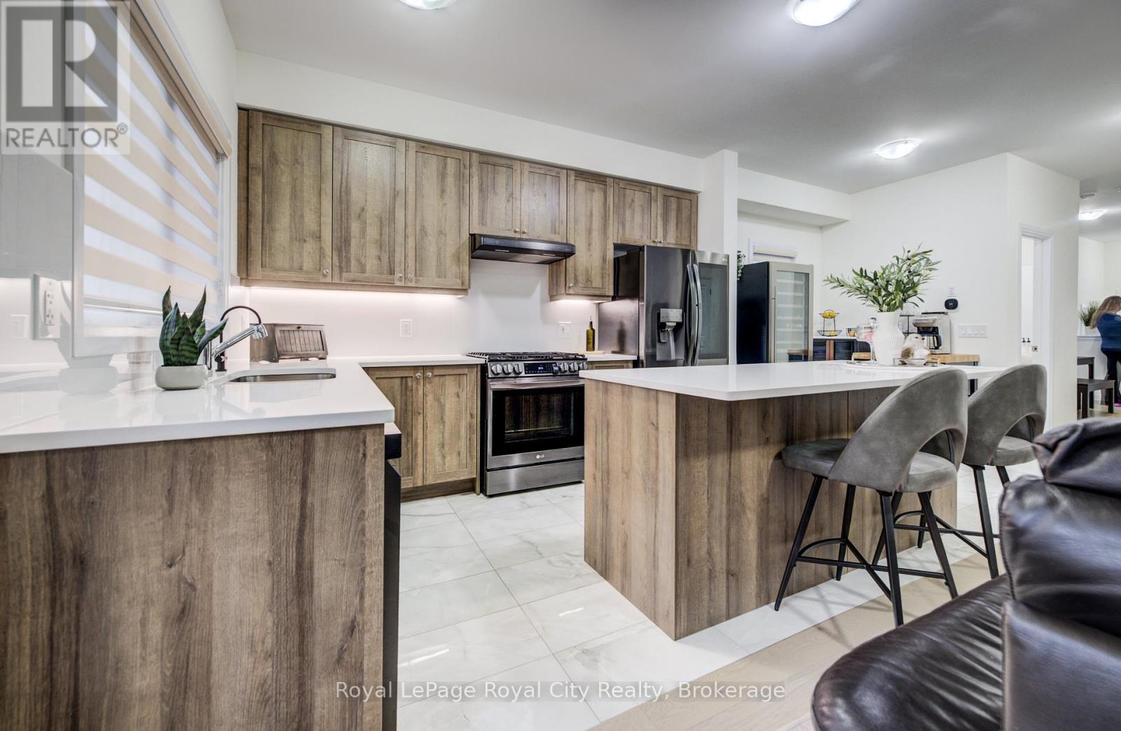 484 Adelaide Street, Wellington North, Ontario  N0G 1A0 - Photo 16 - X12944686