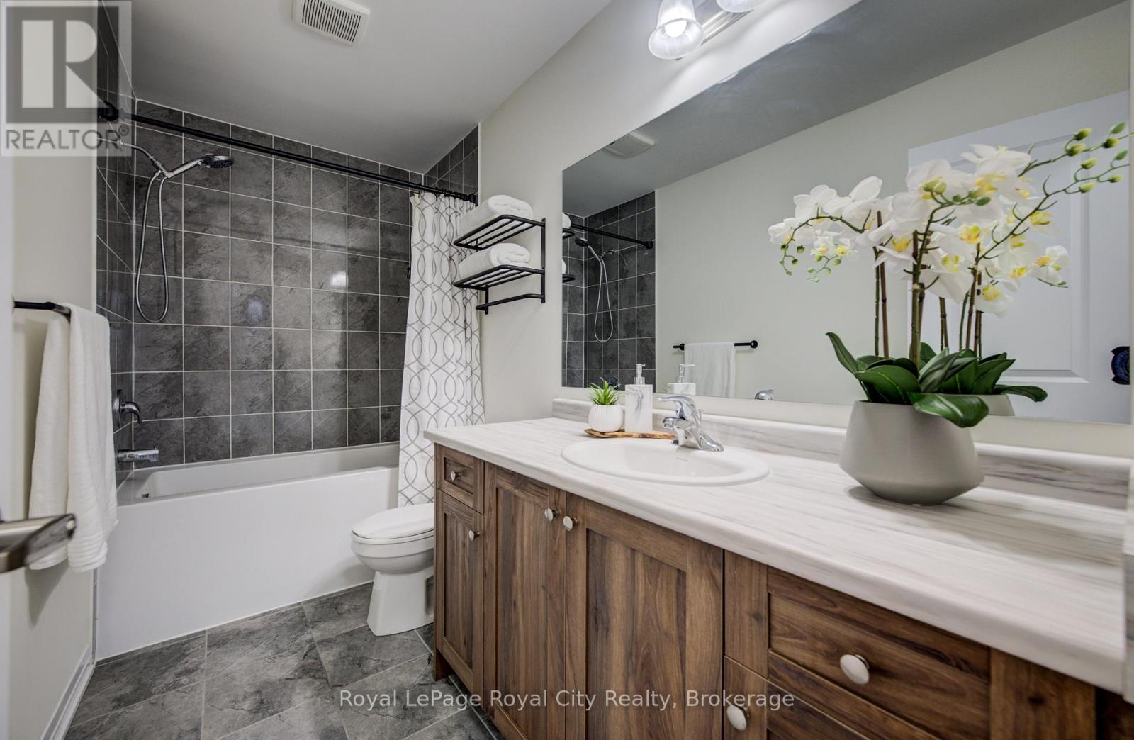 484 Adelaide Street, Wellington North, Ontario  N0G 1A0 - Photo 34 - X12944686