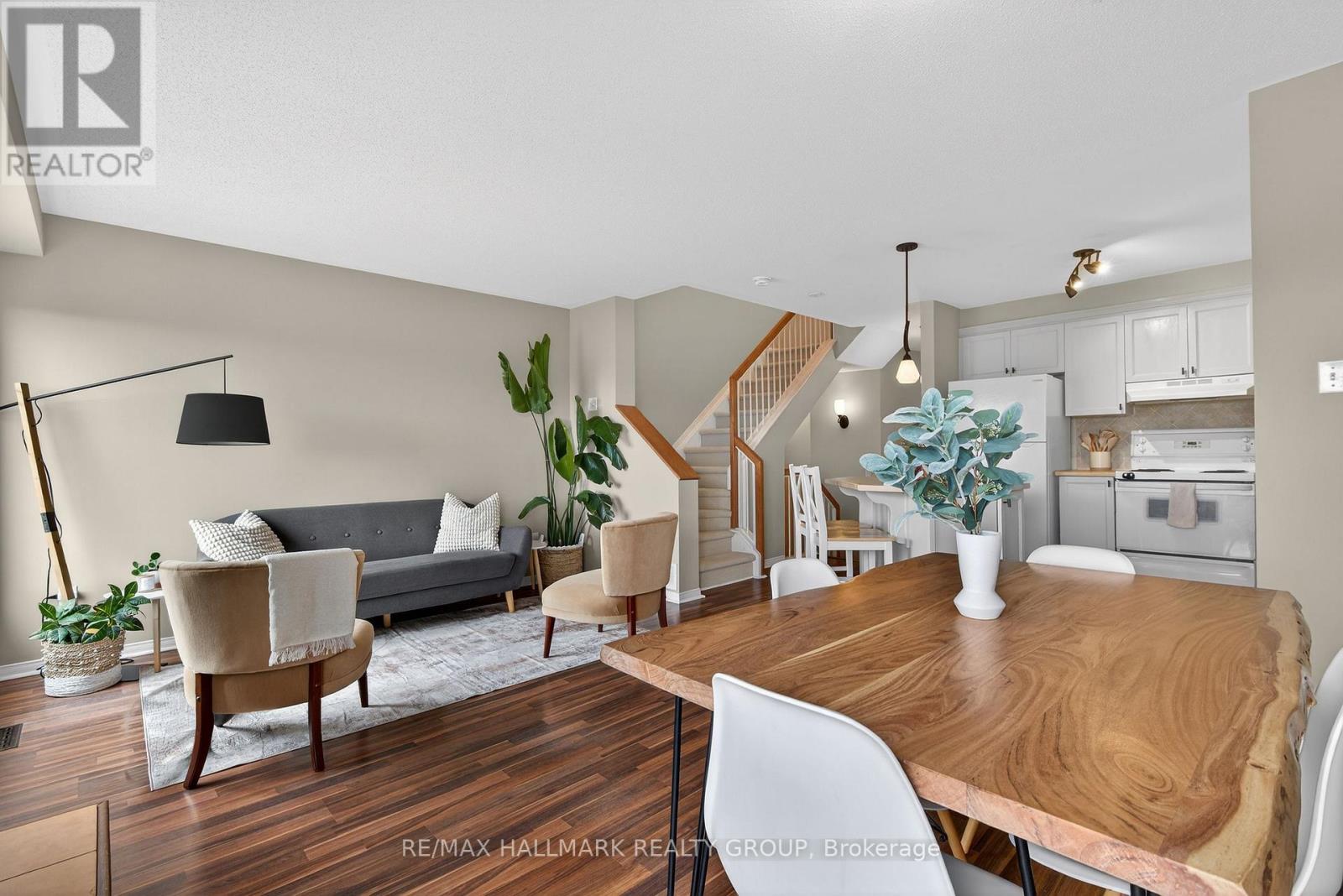 74 - 404 Hillsboro Private, Ottawa, Ontario  K2M 3B2 - Photo 8 - X12958898