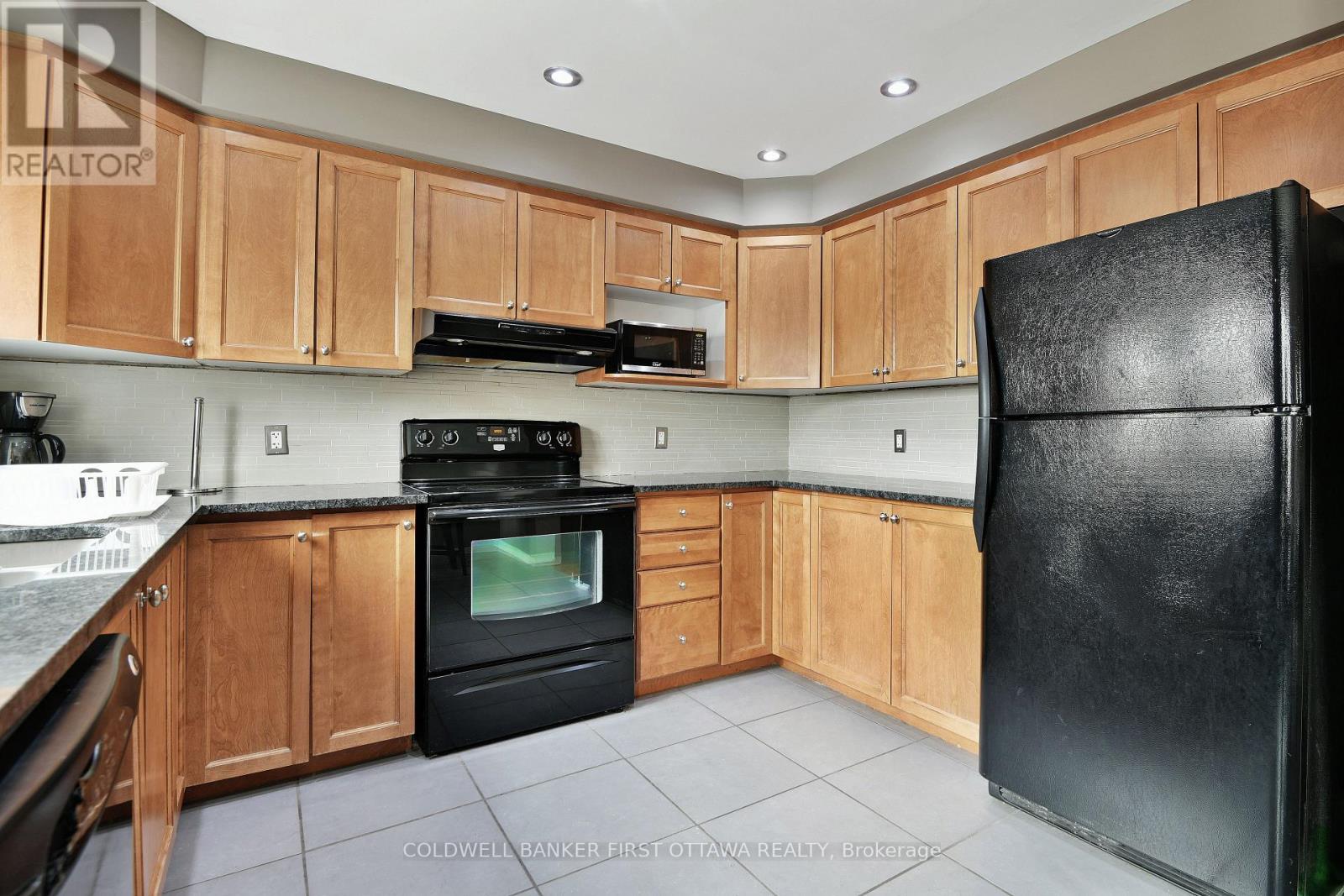 221 - 90 Edenvale Drive, Ottawa, Ontario  K2K 3N8 - Photo 20 - X12958912