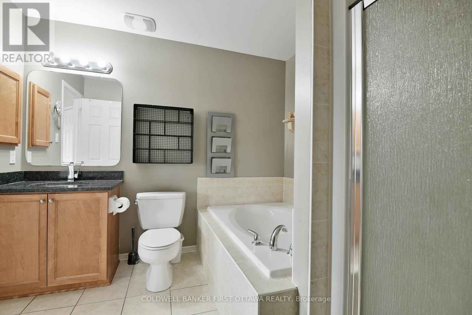 221 - 90 Edenvale Drive, Ottawa, Ontario  K2K 3N8 - Photo 27 - X12958912