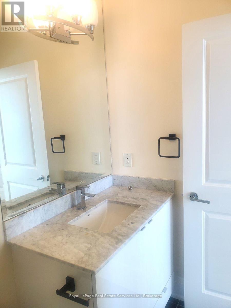 3702 - 59 Annie Craig Drive, Toronto, Ontario  M8V 0C4 - Photo 10 - W12958908