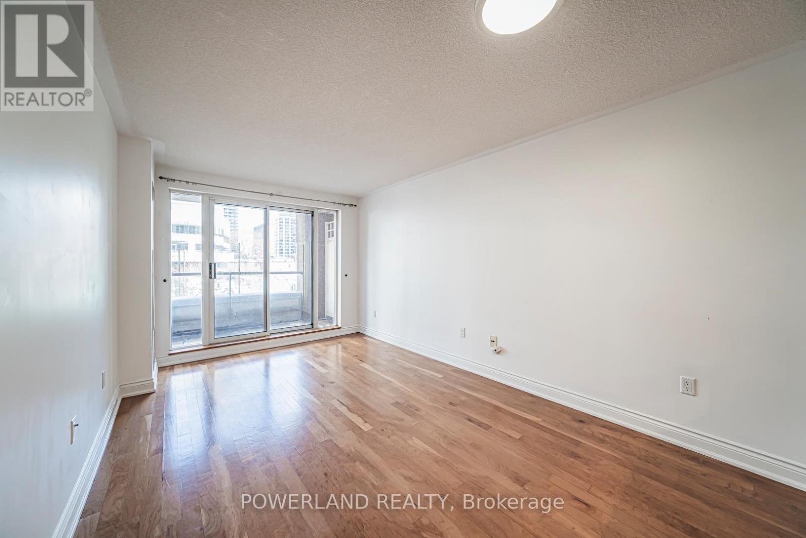 208 - 909 Bay Street, Toronto, Ontario  M5S 3G2 - Photo 21 - C12958894