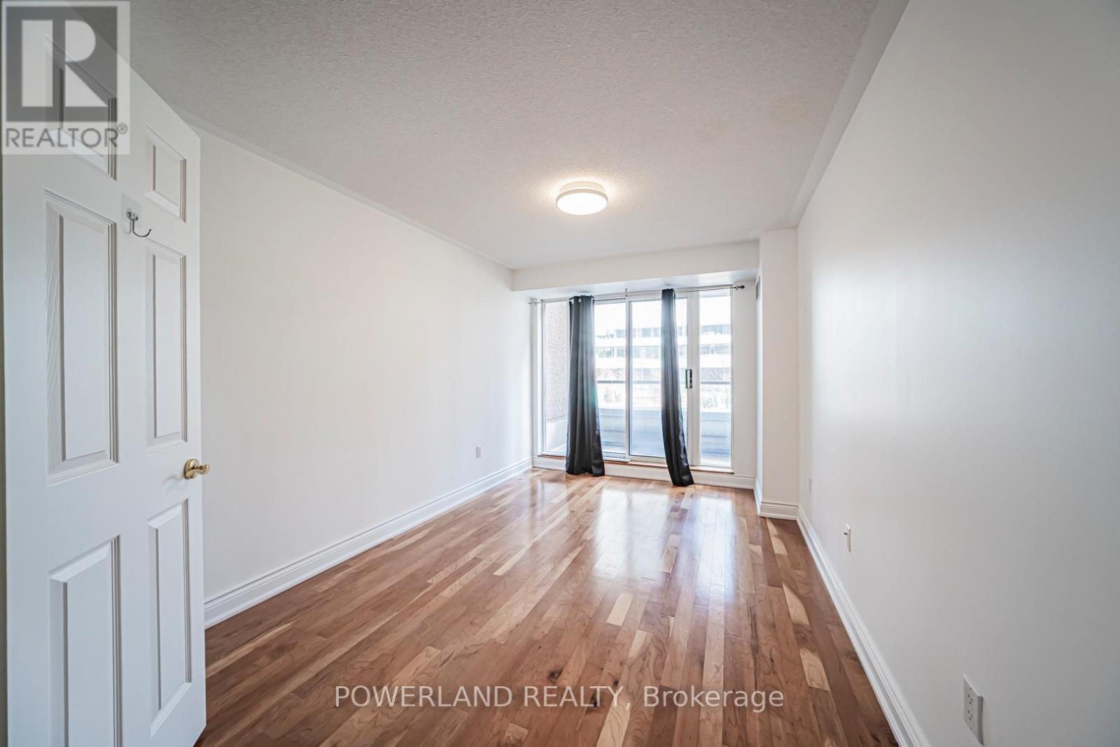 208 - 909 Bay Street, Toronto, Ontario  M5S 3G2 - Photo 24 - C12958894