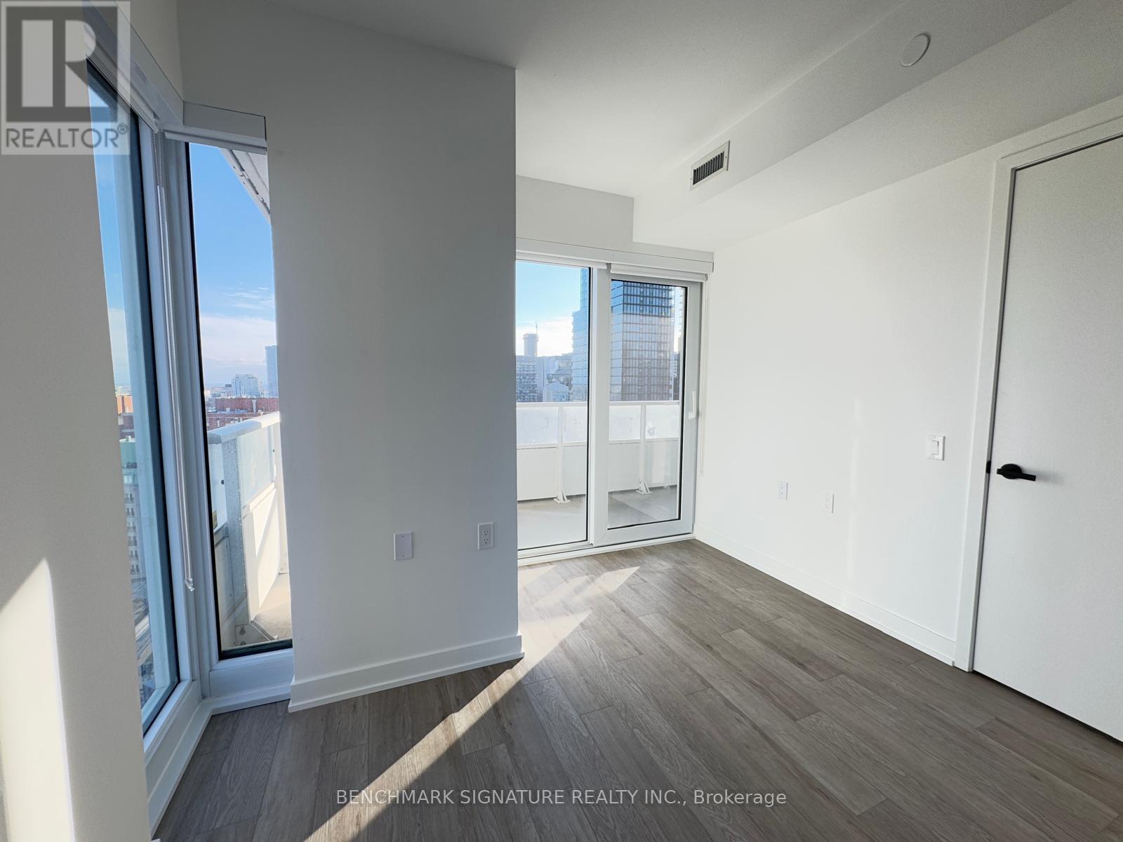 1703 - 88 Queen Street E, Toronto, Ontario  M5C 0B6 - Photo 19 - C12958906