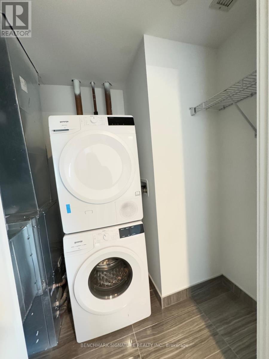 1703 - 88 Queen Street E, Toronto, Ontario  M5C 0B6 - Photo 26 - C12958906