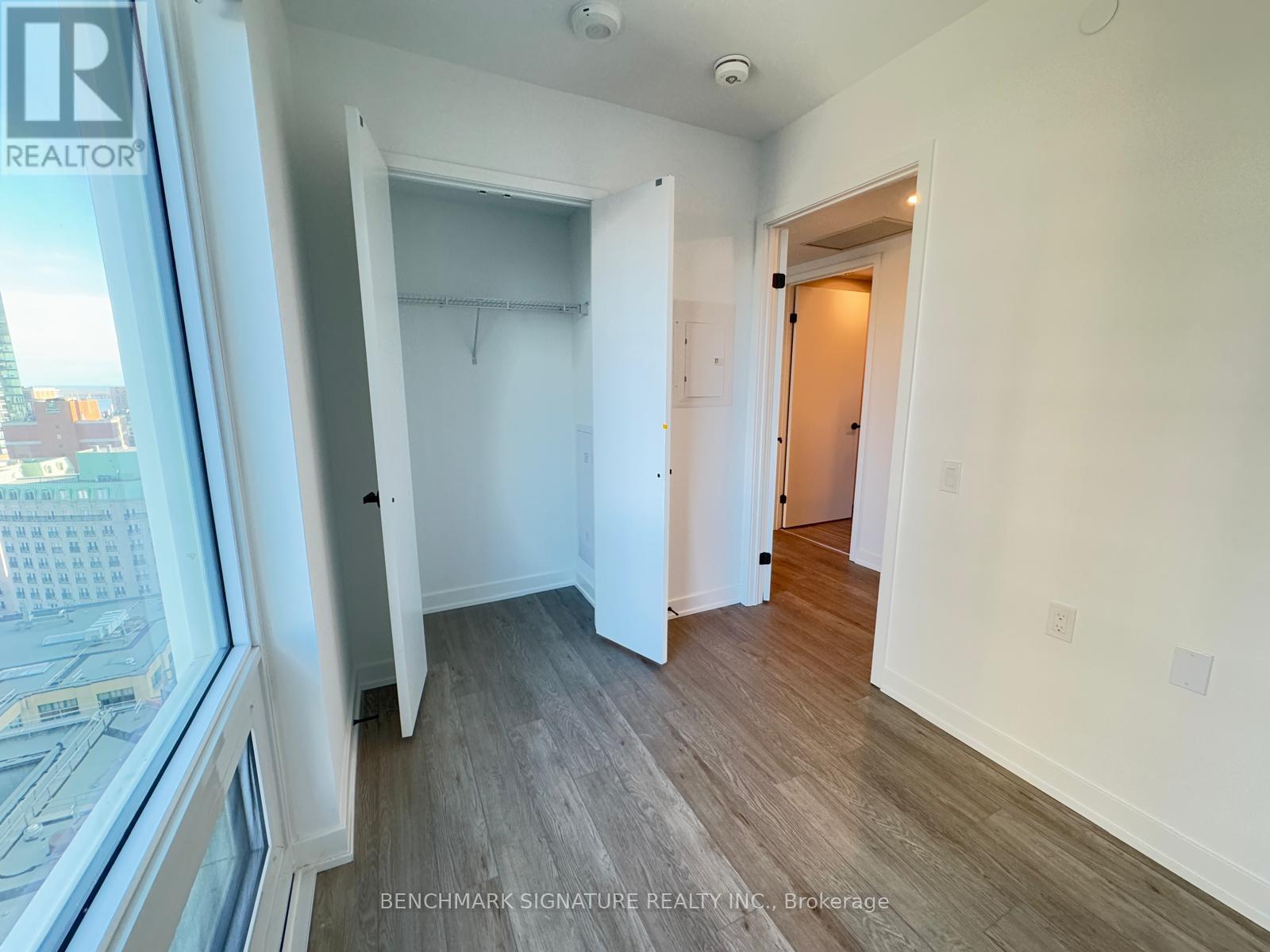1703 - 88 Queen Street E, Toronto, Ontario  M5C 0B6 - Photo 31 - C12958906