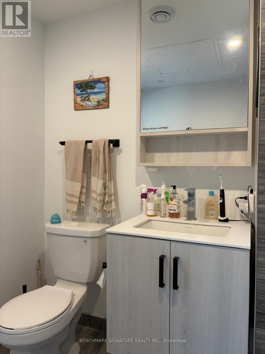 1703 - 88 Queen Street E, Toronto, Ontario  M5C 0B6 - Photo 7 - C12958906