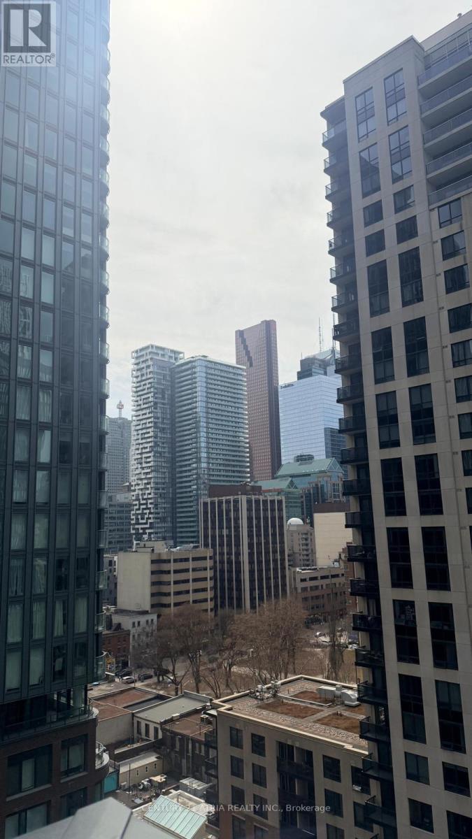 1601 - 77 Shuter Street, Toronto, Ontario  M5B 0B8 - Photo 11 - C12942588