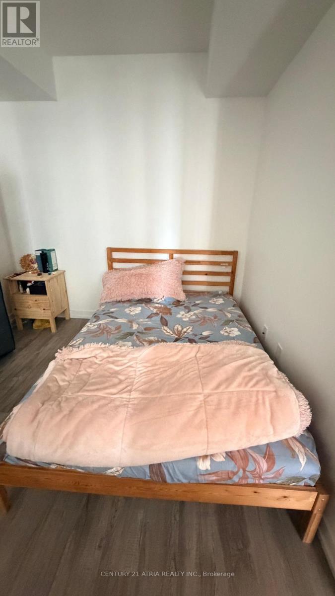 1601 - 77 Shuter Street, Toronto, Ontario  M5B 0B8 - Photo 7 - C12942588