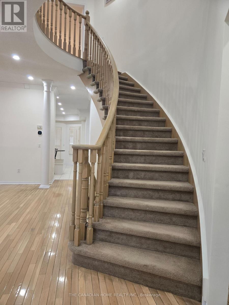 5244 Forestwalk Circle, Mississauga, Ontario  L4Z 4A3 - Photo 9 - W12958896