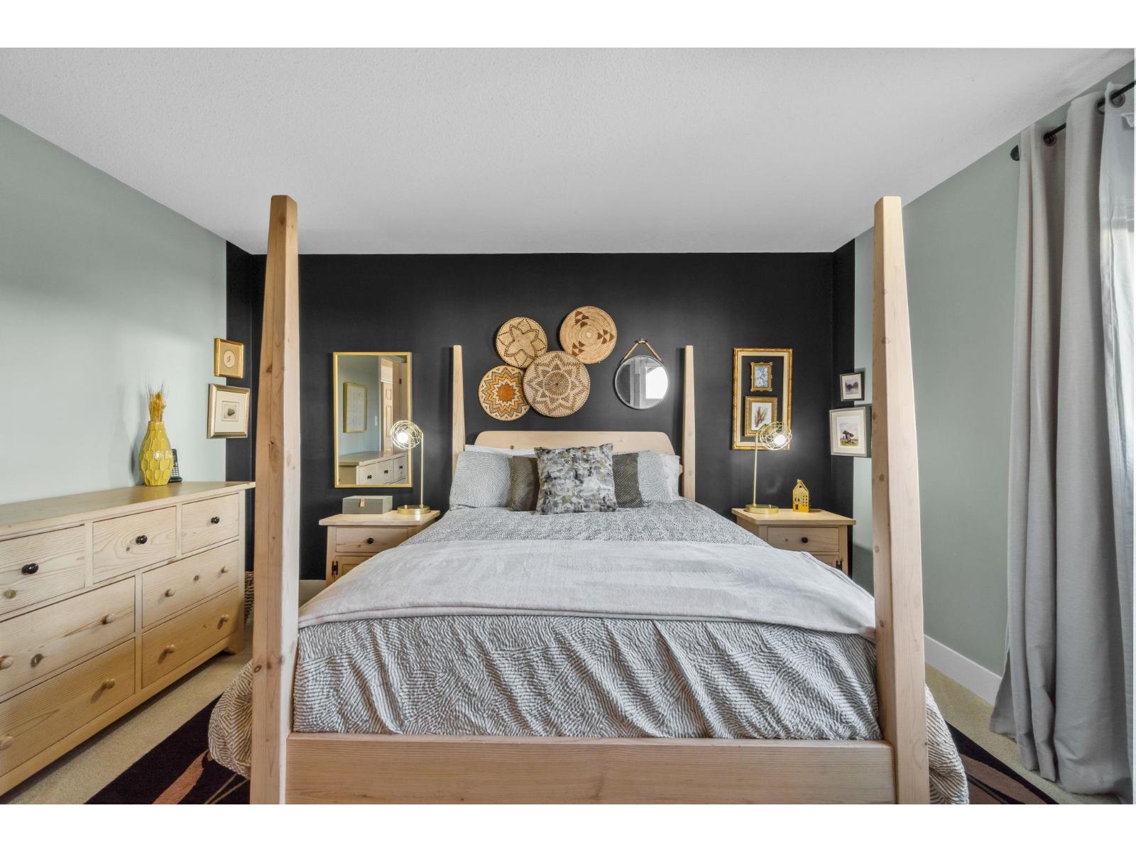 Listing Picture 20 of 40 : 101 15041 PROSPECT AVENUE, White Rock - 魯藝地產 Yvonne Lu Group - MLS Medallion Club Member