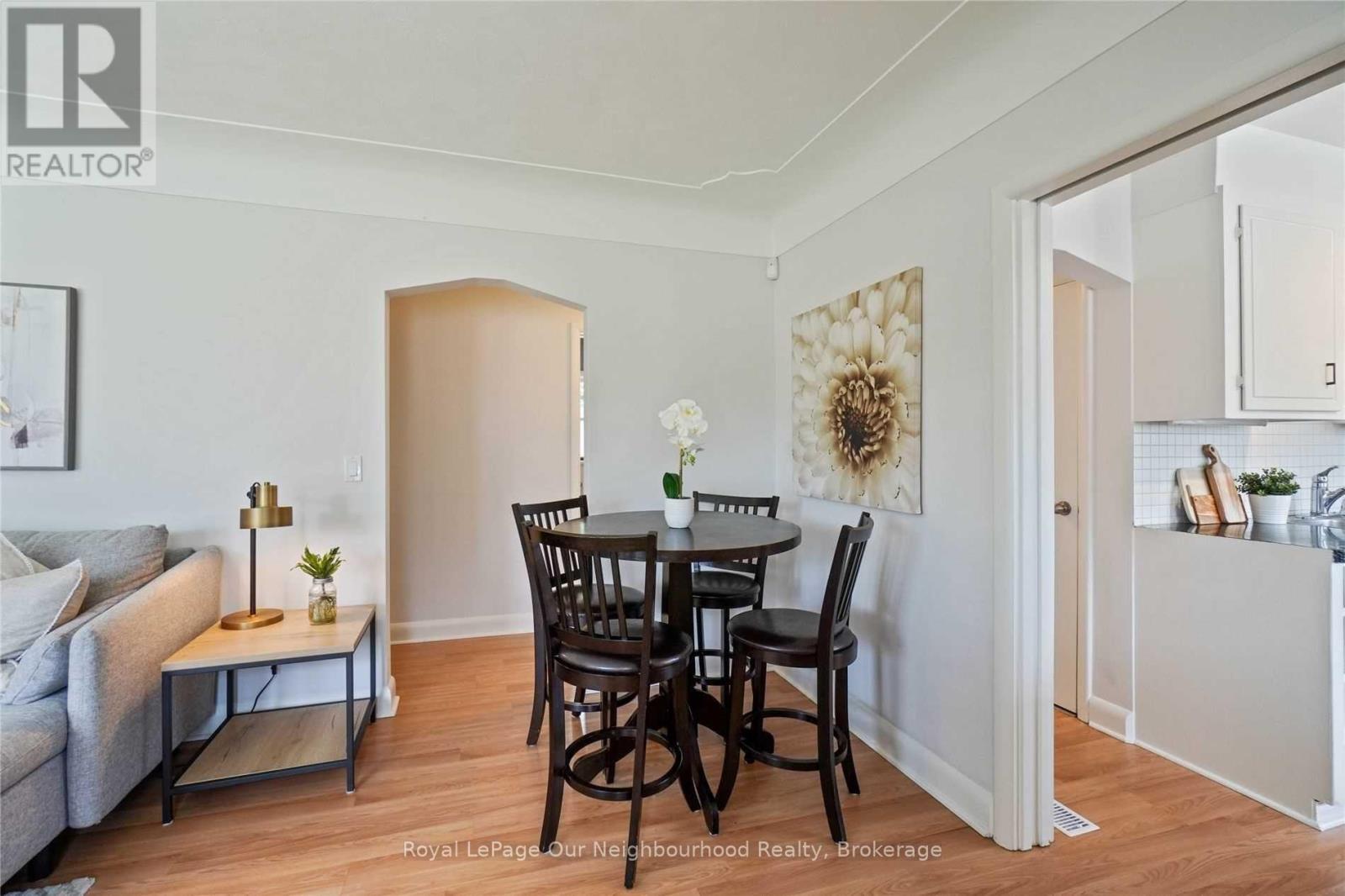 45 Main Street N, Milton, Ontario  L0P 1B0 - Photo 6 - W12956498