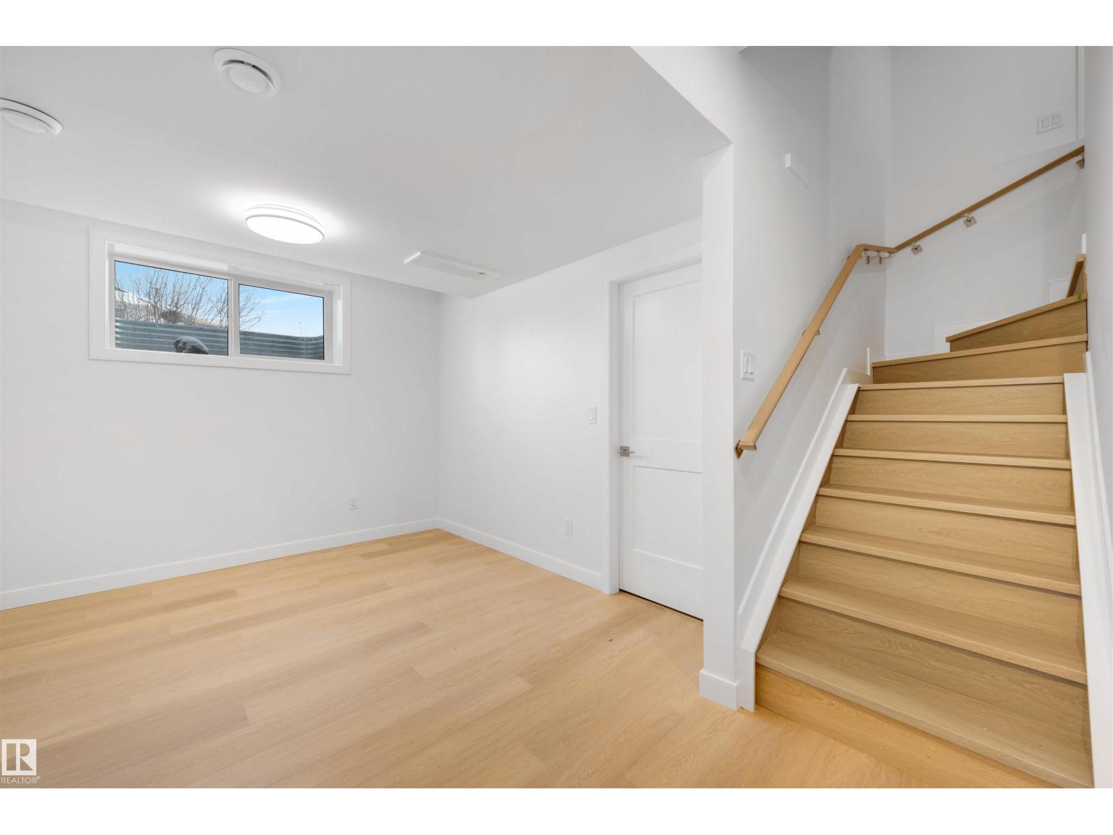 7927 112s Av Nw, Edmonton, Alberta  T5B 0H6 - Photo 31 - E4480743