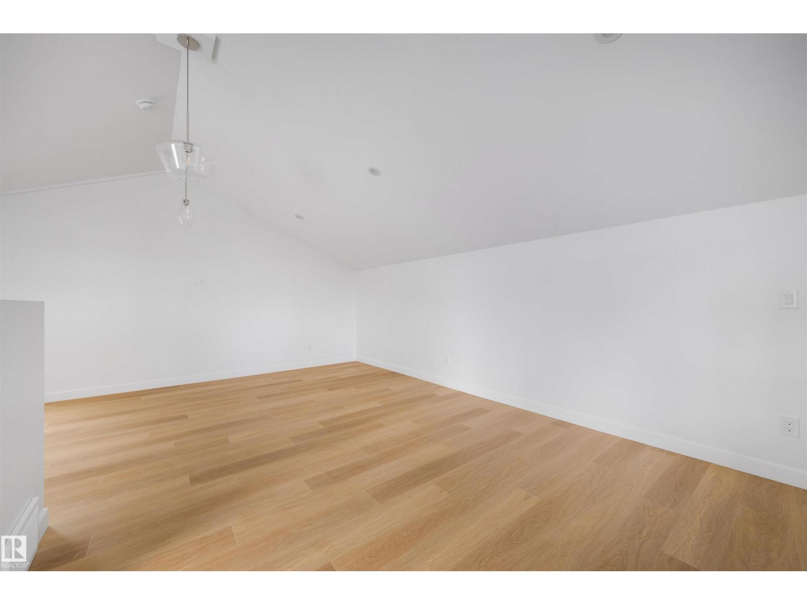 7927 112s Av Nw, Edmonton, Alberta  T5B 0H6 - Photo 41 - E4480743