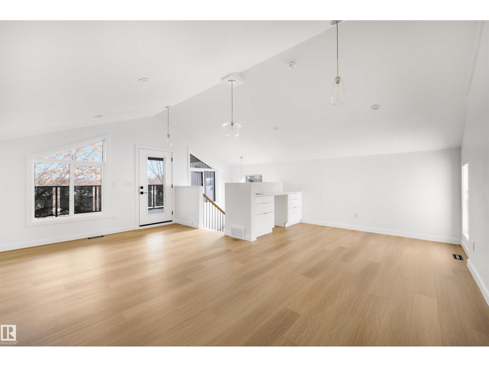 7927 112s Av Nw, Edmonton, Alberta  T5B 0H6 - Photo 43 - E4480743