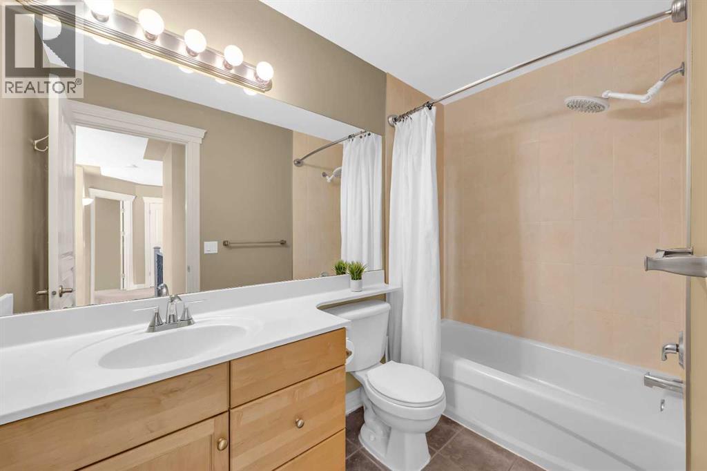 97 Strathridge Close SW, Calgary, Alberta  T3H 4J3 - Photo 34 - A2294102