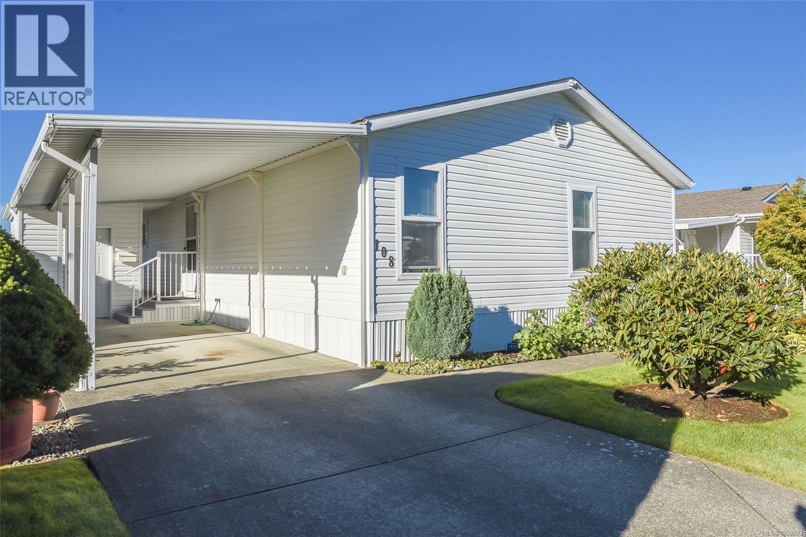 108 4714 Muir Rd, Courtenay, British Columbia  V9N 8Z6 - Photo 1 - 1029833