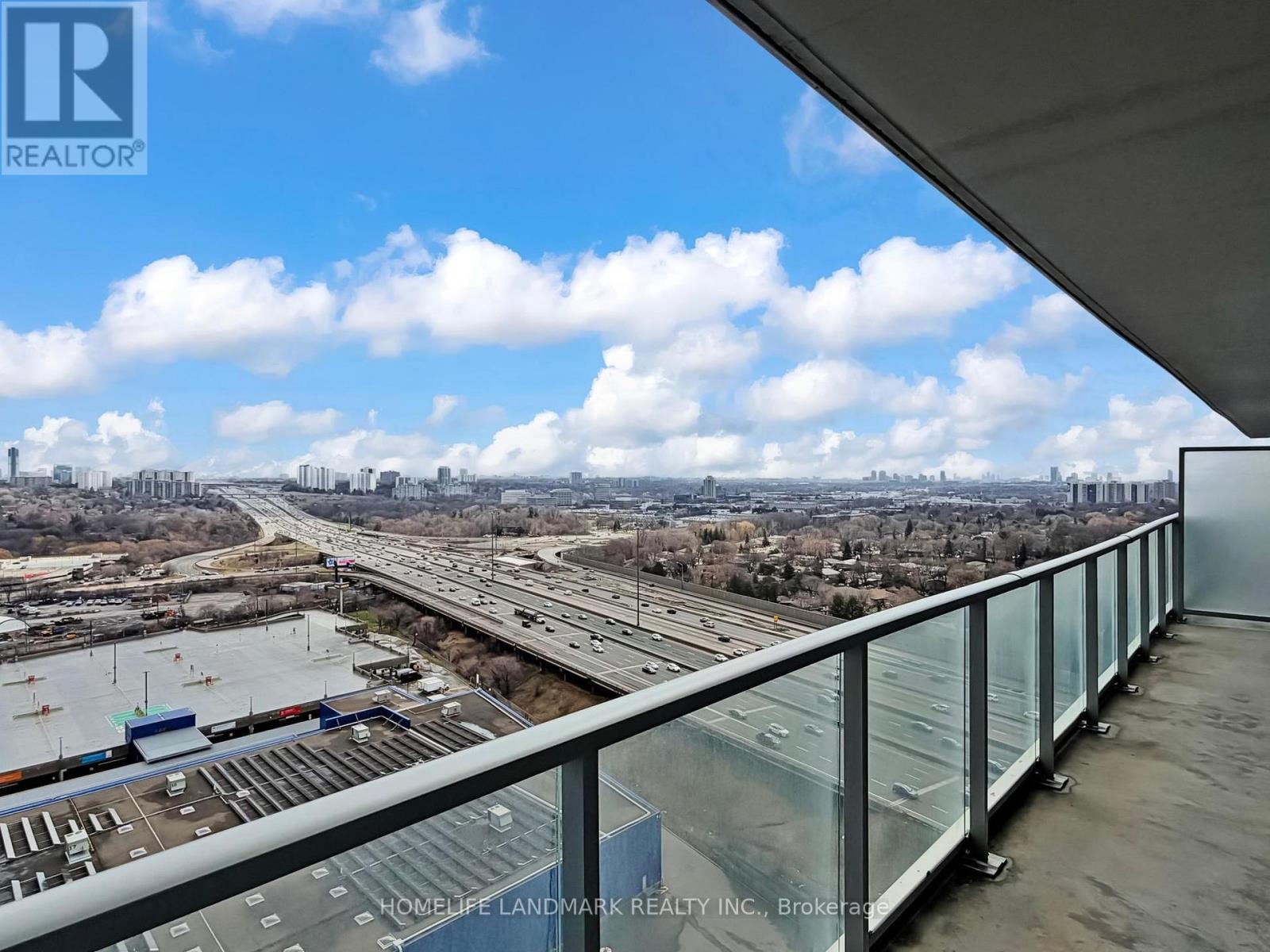 2011 - 117 Mcmahon Drive, Toronto, Ontario  M2K 0E4 - Photo 19 - C12958918