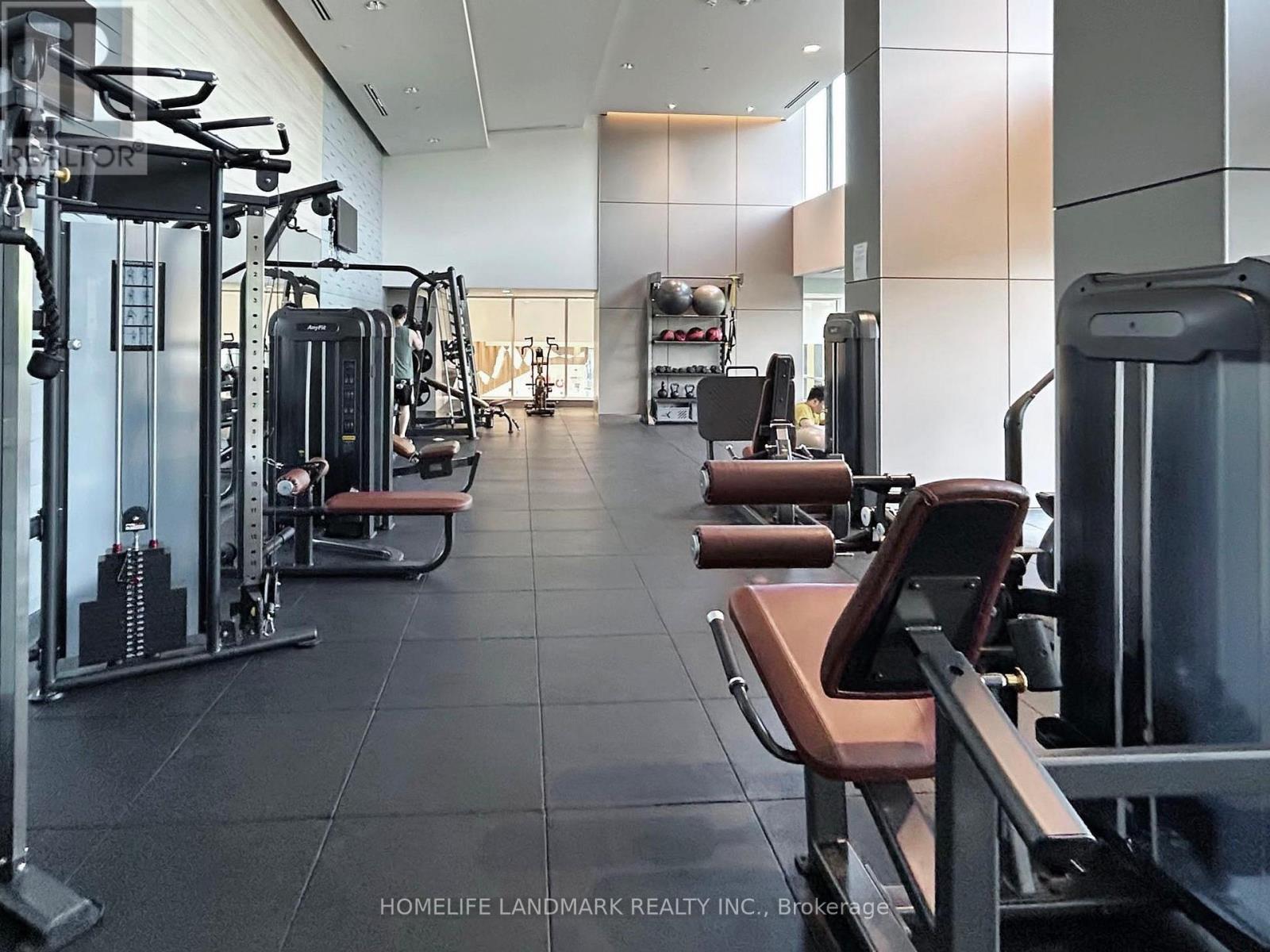 2011 - 117 Mcmahon Drive, Toronto, Ontario  M2K 0E4 - Photo 37 - C12958918