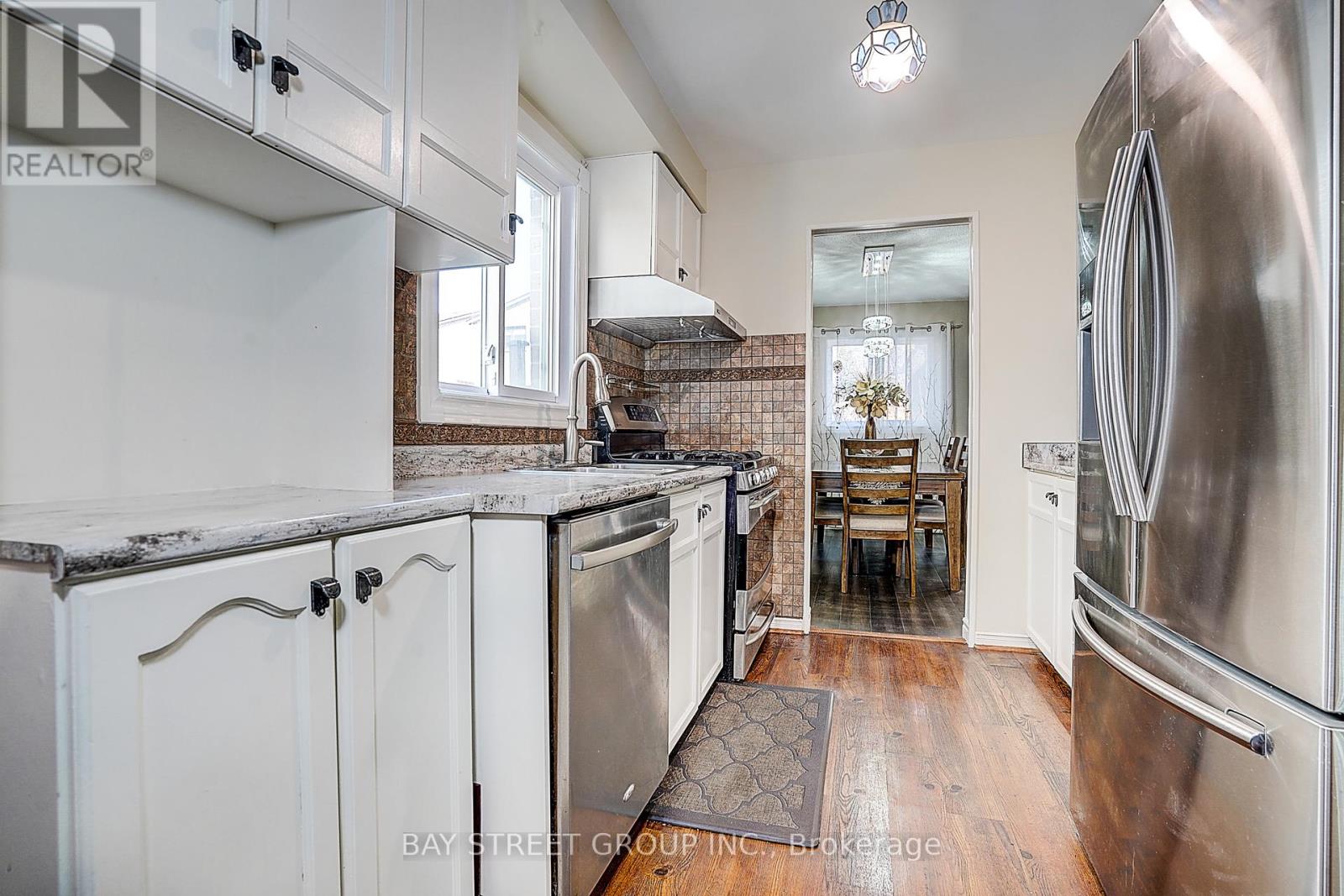 43 Bluesky Crescent, Richmond Hill, Ontario  L4C 8J2 - Photo 21 - N12958920