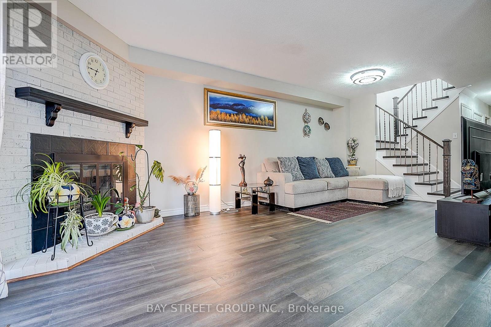 43 Bluesky Crescent, Richmond Hill, Ontario  L4C 8J2 - Photo 32 - N12958920